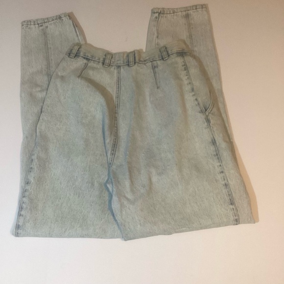 Vintage 80s/90s Bugle Boy Jeans Light Wash High Waist Pleats Tapered - Picture 9 of 9
